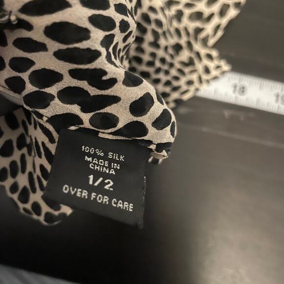 Express Womens Top Size 1/2 Animal Print Silk Chiffon Button Up Mob Wife Y2K - Picture 6 of 9